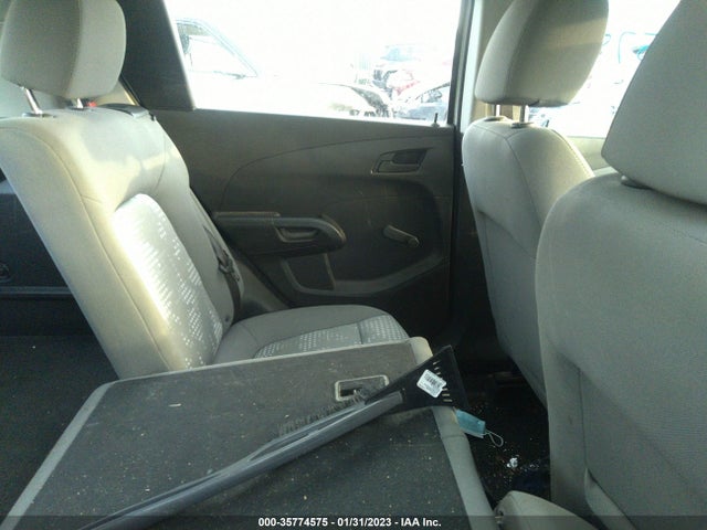 Chevrolet SONIC LT 2018 1G1JG6SH3J4100652 Image 9