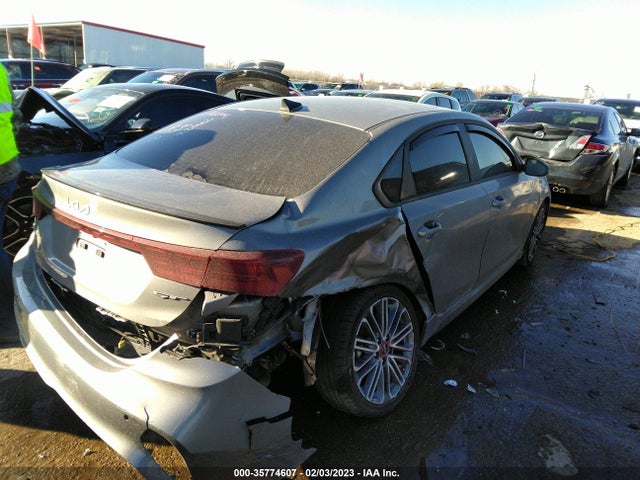 2022 KIA FORTE GT VIN: 3KPF44AC5NE450255