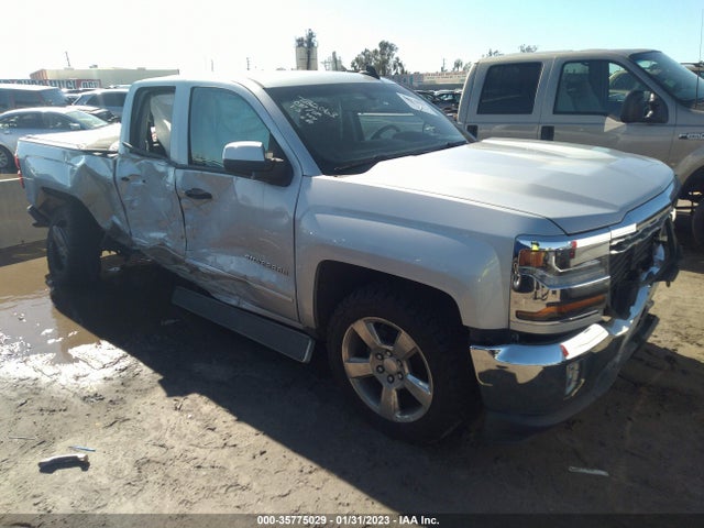 2018 Chevrolet Silverado 1500, VIN: 1GCRCREC0JZ200010
