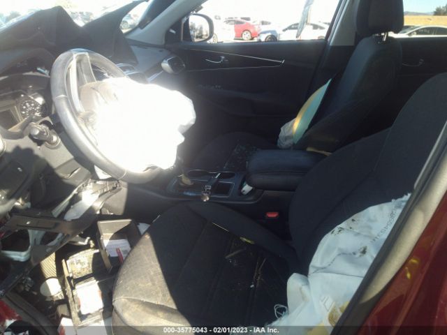 5XYPG4A35GG098473 KIA SORENTO LX