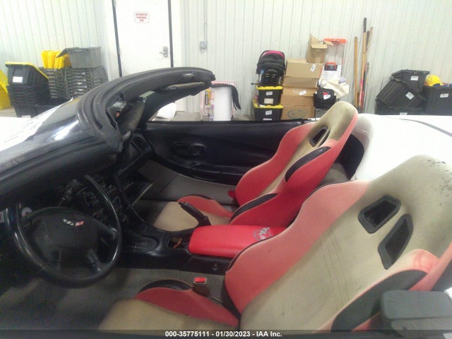 1998 CHEVROLET CORVETTE VIN: 1G1YY32G8W5108992