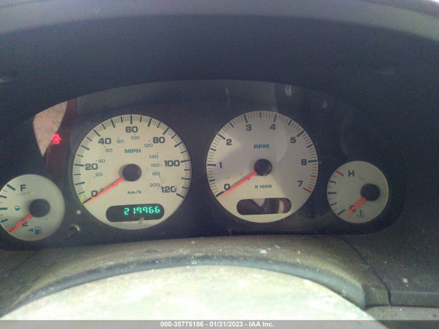 1C4GJ45323B315056 Chrysler Voyager Lx