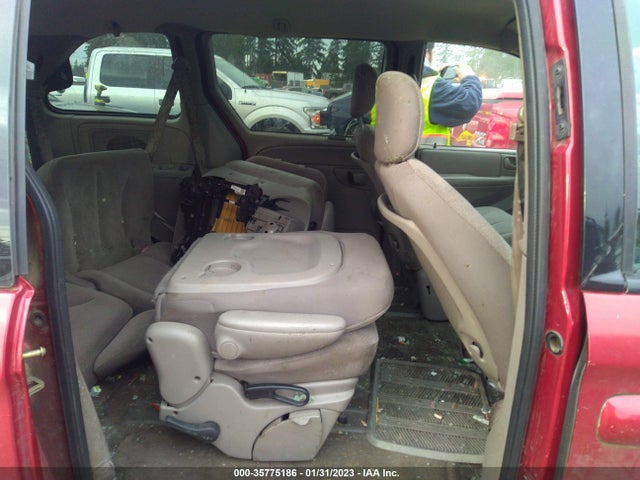 1C4GJ45323B315056 Chrysler Voyager Lx