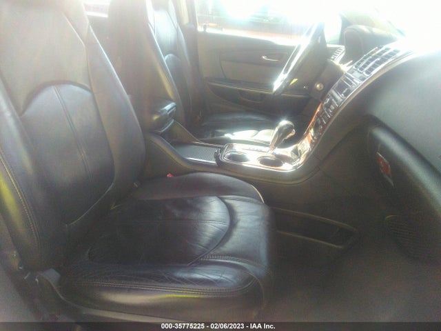 GMC Acadia 2010 1GKLRMED0AJ168159 Image 6