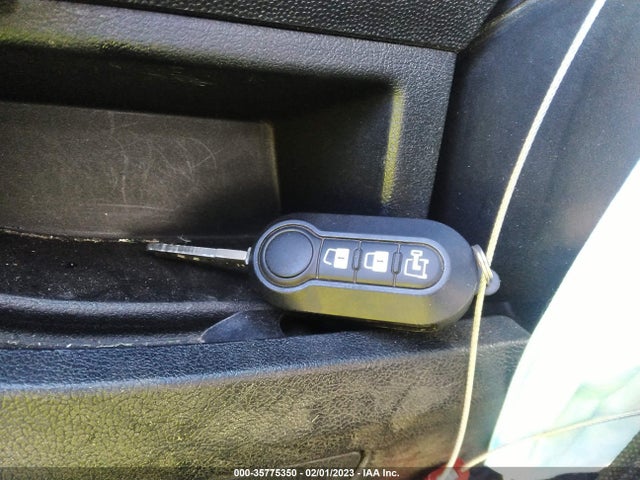 RAM Promaster Cargo Van 2019 3C6TRVNG0KE500702 Image 3