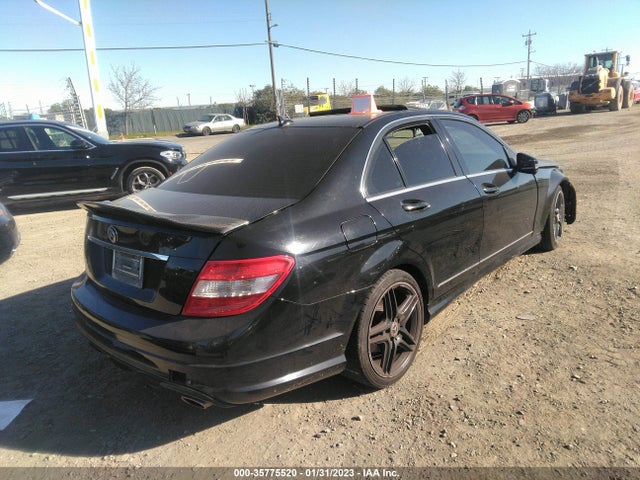 2011 MERCEDES-BENZ C-CLASS C 300 VIN: WDDGF5EB2BF655576