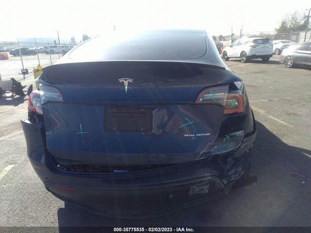 Tesla Model Y 2020 5YJYGDEE0LF058335 Image 7