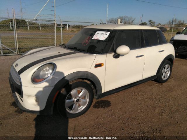 WMWXS5C59FT837816 Mini COOPER HARDTOP 4 DOOR
