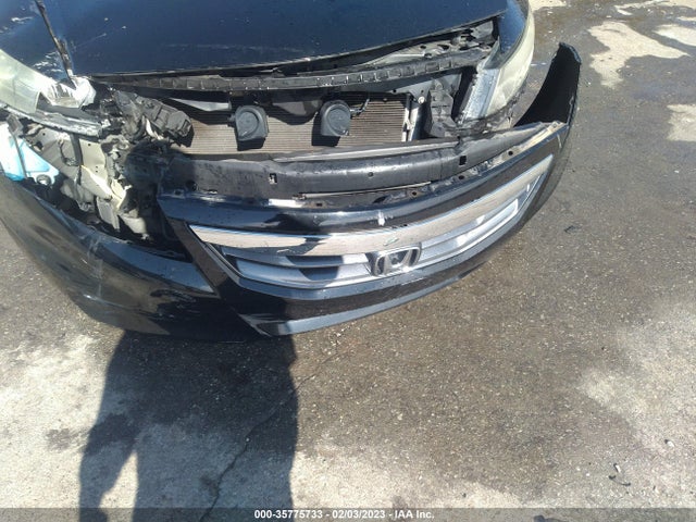 35775733 :رقم المزاد ، 1HGCS1B33CA023552 vin ، 2012 Honda Accord Cpe Lx-s مزاد بيع