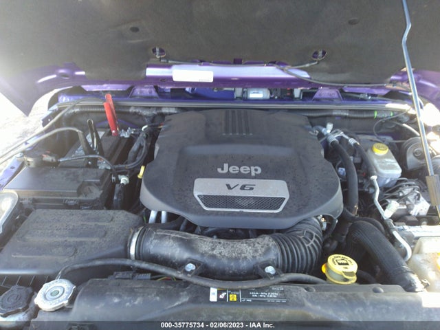 1C4BJWEG4JL907879 Jeep Wrangler Jk Unlimited Sahara