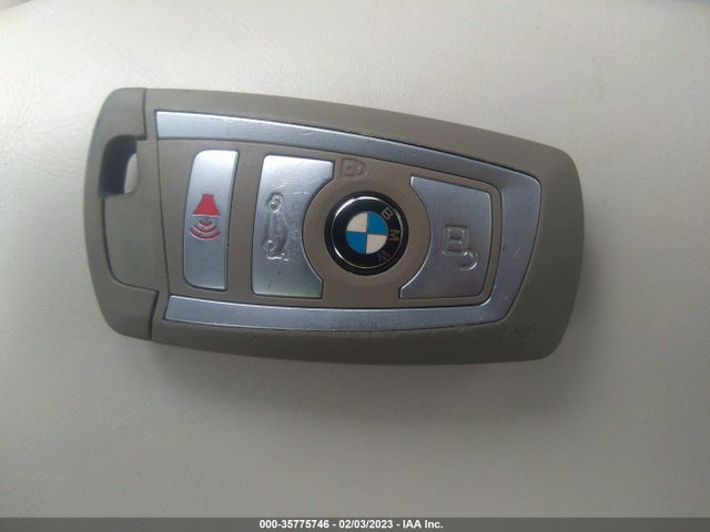 BMW 5 Series 528i 2014 WBA5A5C54ED511974 Image 11