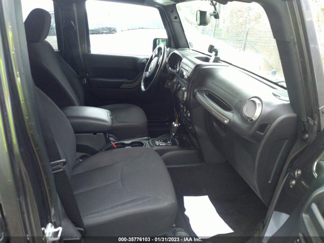 2017 Jeep Wrangler, VIN: 1C4BJWDG6HL624394