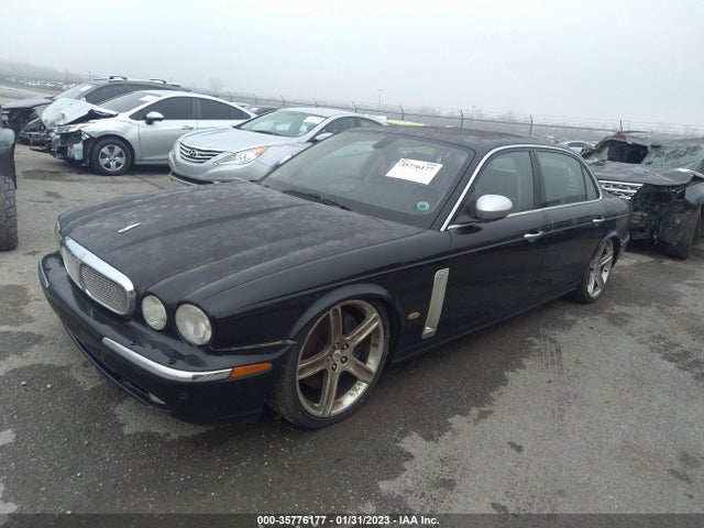 SAJWA86C56TG50770 Jaguar Xj Super V8 Portfolio