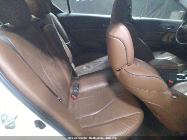 19UDE2F72KA014967 Acura Ilx Pkg