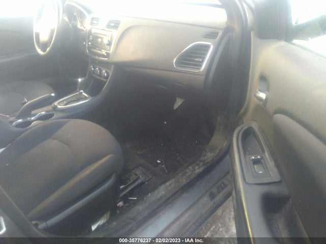 Chrysler 200 LX 2013 1C3CCBAB7DN671565 Image 7