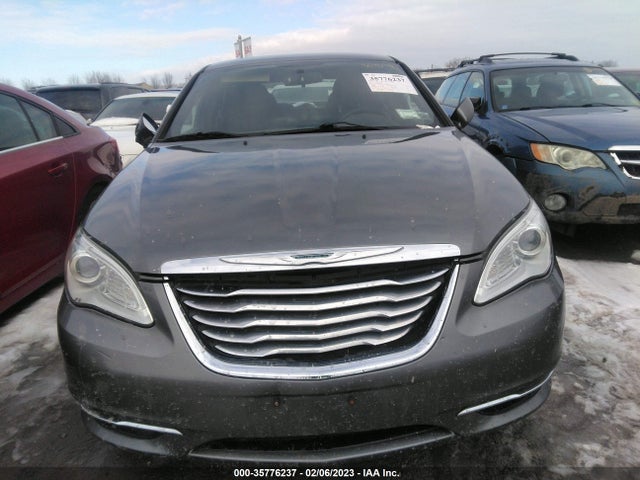 Chrysler 200 LX 2013 1C3CCBAB7DN671565 Image 8