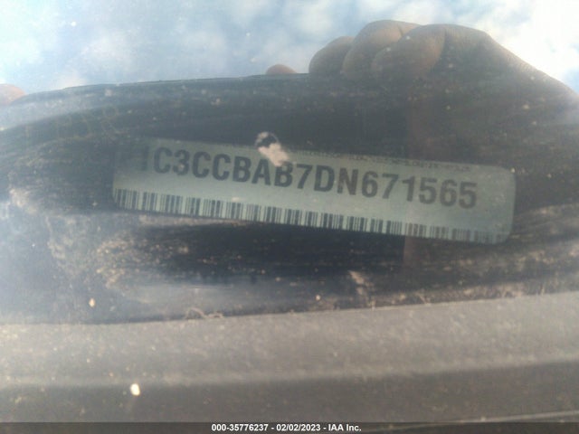 Chrysler 200 LX 2013 1C3CCBAB7DN671565 Image 11