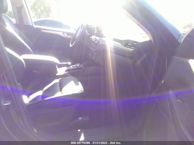 2022 Ford Escape, VIN: 1FMCU0KZ8NUB26745