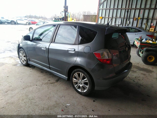 2011 HONDA FIT SPORT VIN: JHMGE8H55BC014460