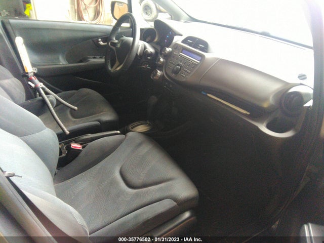 2011 HONDA FIT SPORT VIN: JHMGE8H55BC014460