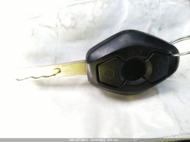 WBXPC93478WJ11858 BMW X3 3.0SI