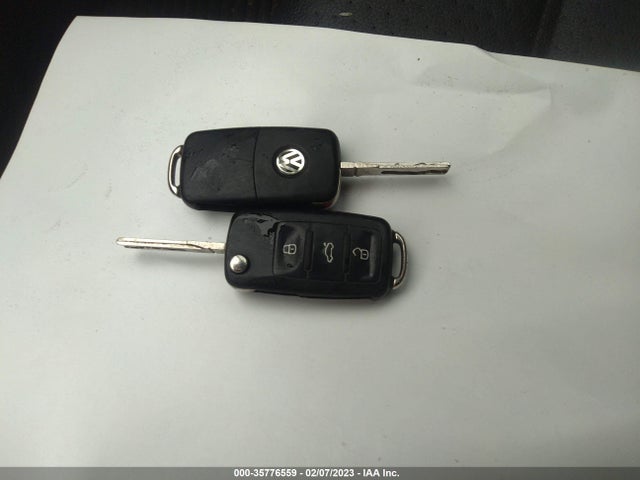 Volkswagen Passat Se W/sunroof 2013 1VWBP7A37DC003954 Image 3