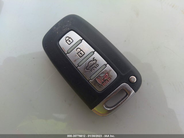 2012 HYUNDAI SONATA 2.4L SE VIN: 5NPEC4AC3CH466364