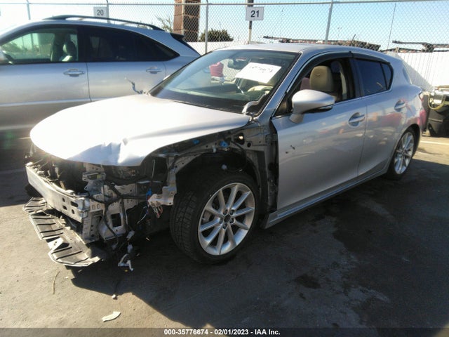 JTHKD5BH7B2027232 Lexus CT 200H