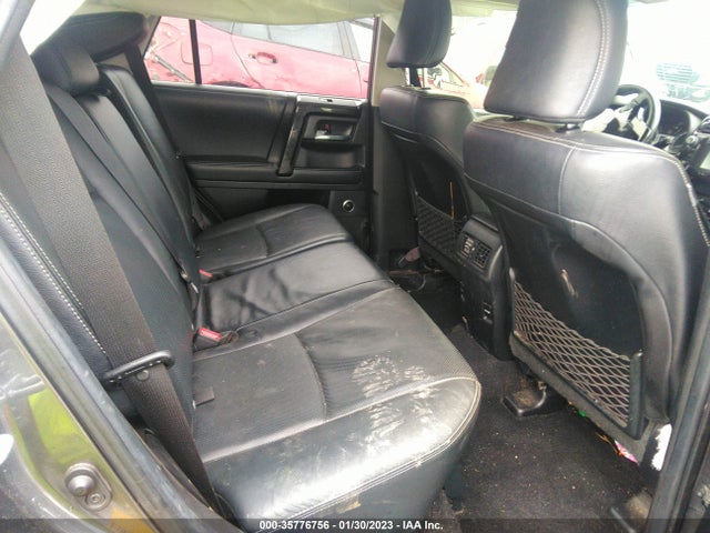 Toyota 4RUNNER SR5 2019 JTEBU5JR2K5623323 Image 8