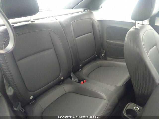2013 VOLKSWAGEN BEETLE COUPE 2.5L W/SUN VIN: 3VWJX7AT4DM662990