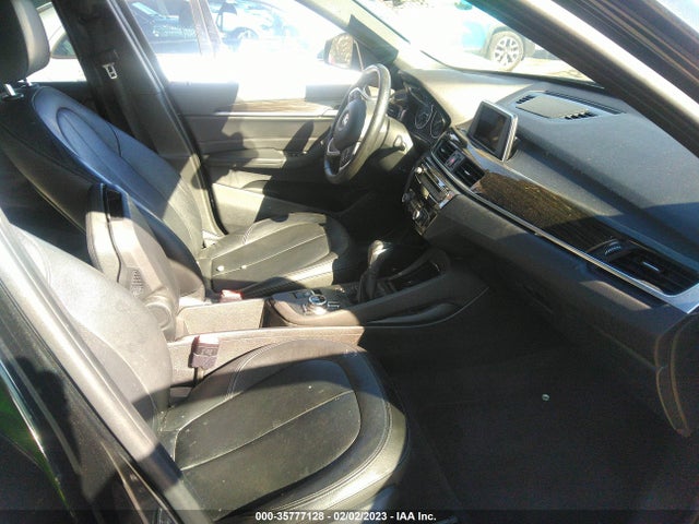 2017 BMW X1, VIN: WBXHT3Z39H4A58305