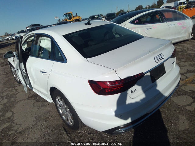 WAUABAF46MN016031 Audi A4 Sedan Premium