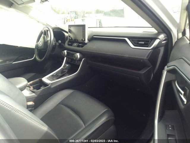 2019 Toyota RAV4, VIN: JTMDWRFV2KD002982