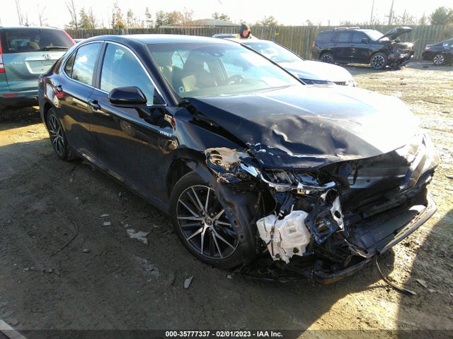 2018 Toyota Camry, VIN: 4T1B31HK0JU502332