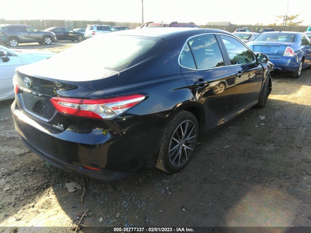 2018 Toyota Camry, VIN: 4T1B31HK0JU502332