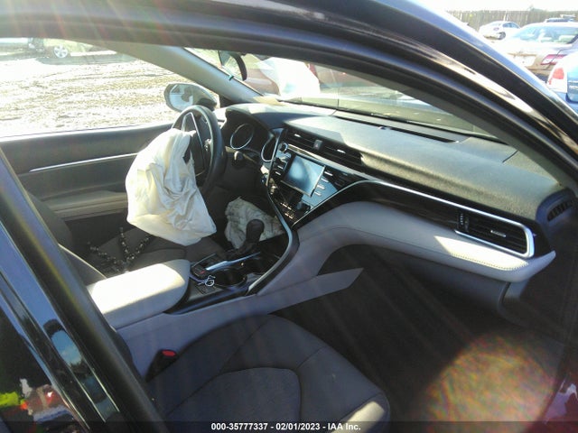 2018 Toyota Camry, VIN: 4T1B31HK0JU502332
