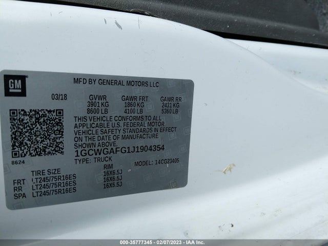 Chevrolet EXPRESS CARGO VAN 2018 1GCWGAFG1J1904354 Image 9