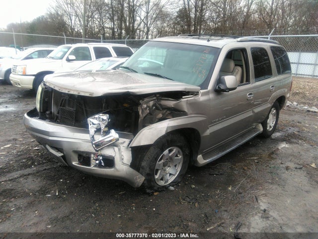 1GYEK63NX2R121802 Cadillac Escalade