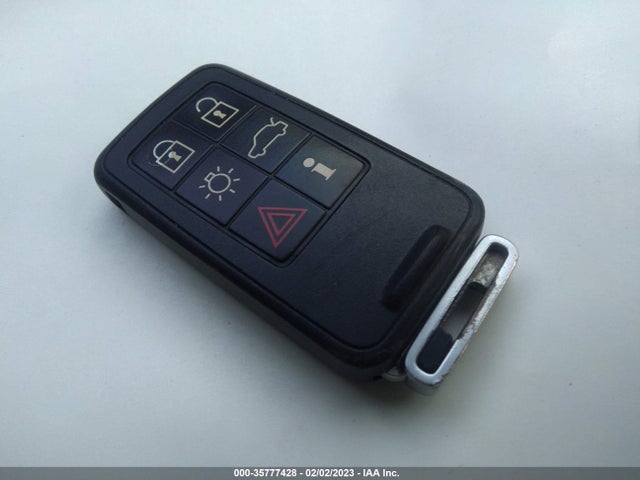 Volvo XC60 2011 YV4902DZ7B2211387 Image 3