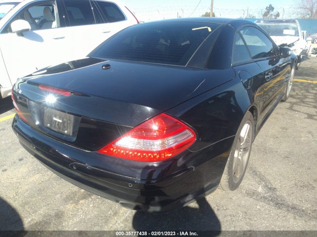 2007 MERCEDES-BENZ SL-CLASS 5.5L V8 VIN: WDBSK71F47F123529