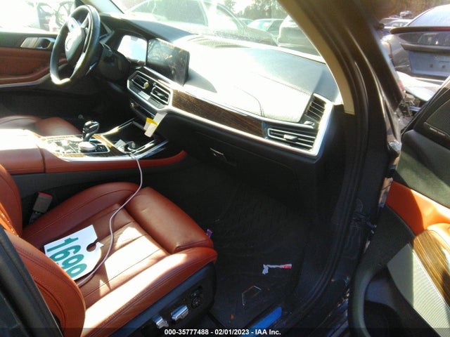 BMW X7 2021 5UXCW2C00M9E98772 Image 6
