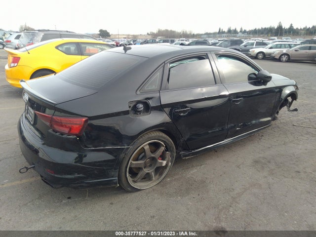 WUABWGFFXKA905812 Audi RS 3