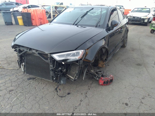 WUABWGFFXKA905812 Audi RS 3
