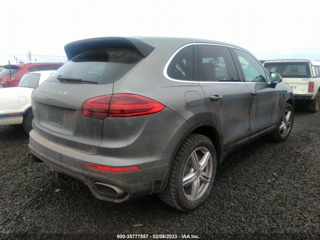 2016 Porsche Cayenne, VIN: WP1AA2A25GKA08721