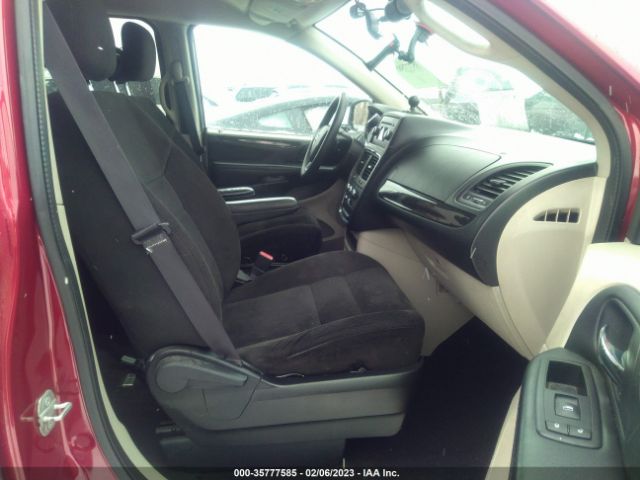 2C4RDGBG2FR702138 Dodge Grand Caravan Se