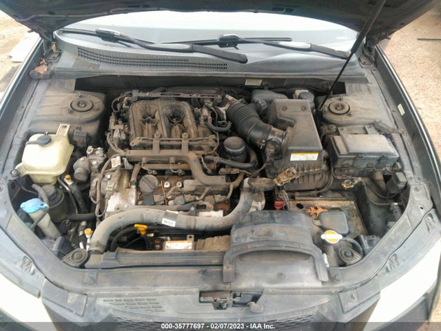 2008 HYUNDAI SONATA SE/LIMITED VIN: 5NPEU46F18H371776
