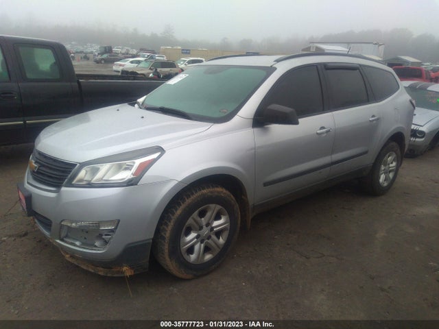 Chevrolet Traverse Ls 2015 1GNKRFKD5FJ146583 Image 2