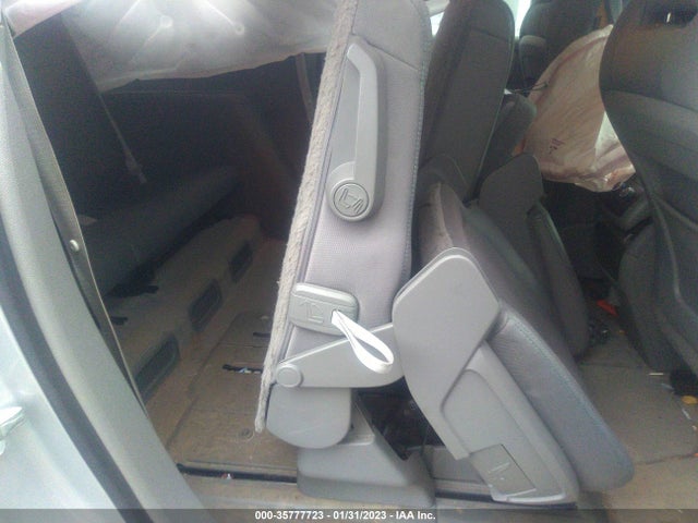 Chevrolet Traverse Ls 2015 1GNKRFKD5FJ146583 Image 9