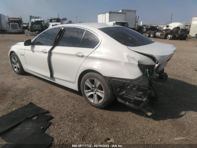 2011 BMW 5 SERIES 528I VIN: WBAFR1C55BC749212