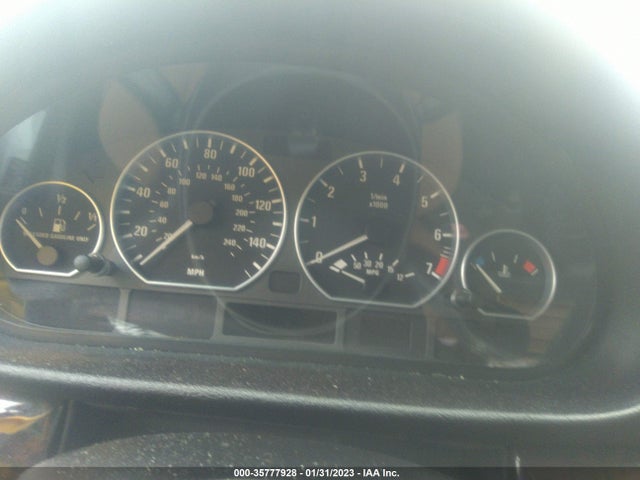 BMW 3 Series 330xi 2004 WBAEW53444PN32409 Image 8